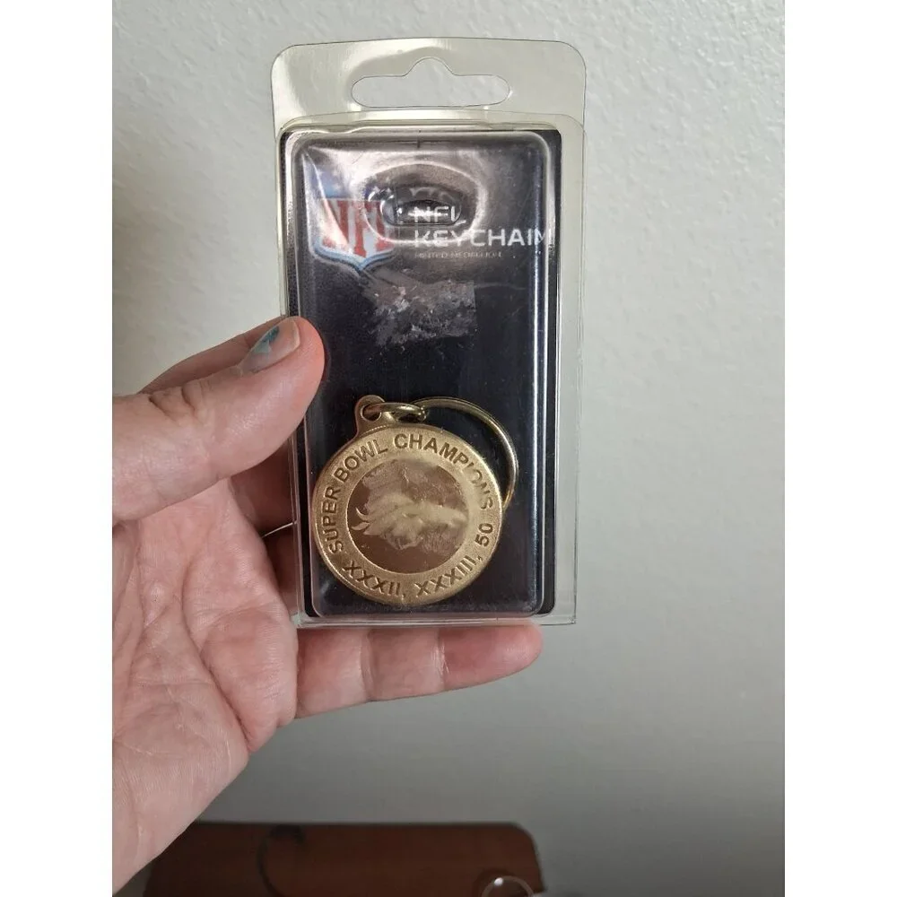 NFL Superbowl Champions Keychain Denver Broncos Bronze Coin Collectible Fan Gear